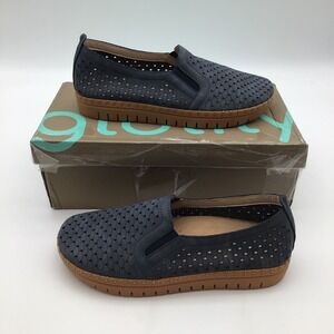 Glolily Women Elle Wave Perf Navy Gum Slip On Loafers Shoes Size 7M New